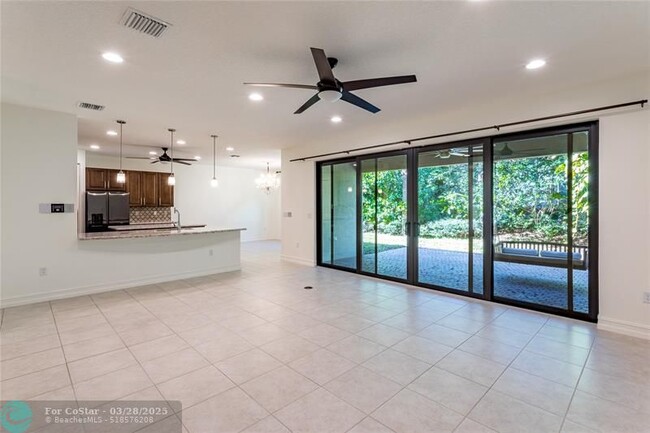 Building Photo - 8127 Rainforest Jasper Ln