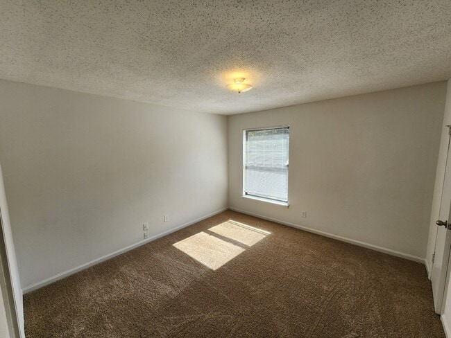 Building Photo - 6399 Baker Ct