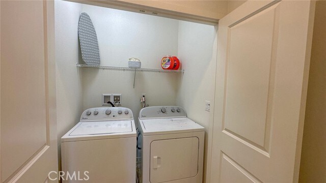 Building Photo - 92 Patria