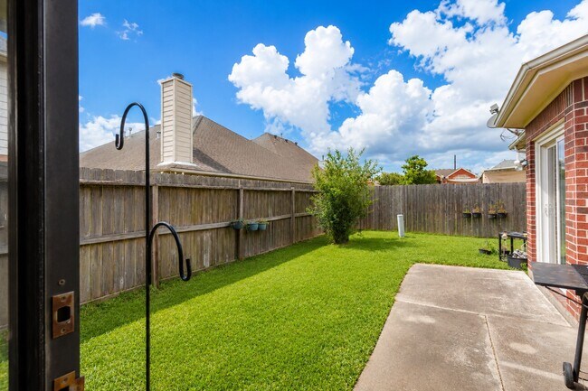 Building Photo - 12214 Meadow Ln Ct