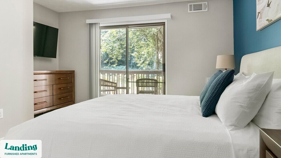 Building Photo - 3421 N Druid Hills Rd