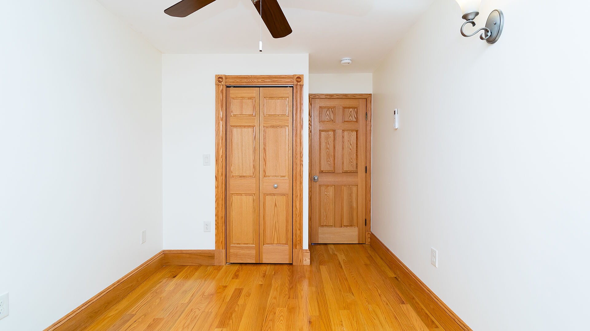 Building Photo - 29 Phillips St