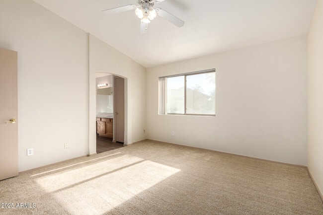 Building Photo - 10479 W Emerald Ln