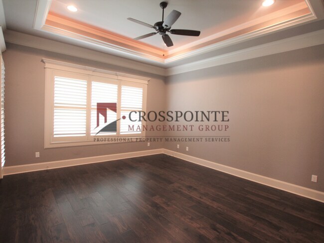 Building Photo - Gorgeous 3 bed 2 bath home in Hadley Court!