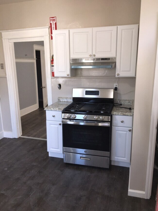 Kitchen - 641 Main St