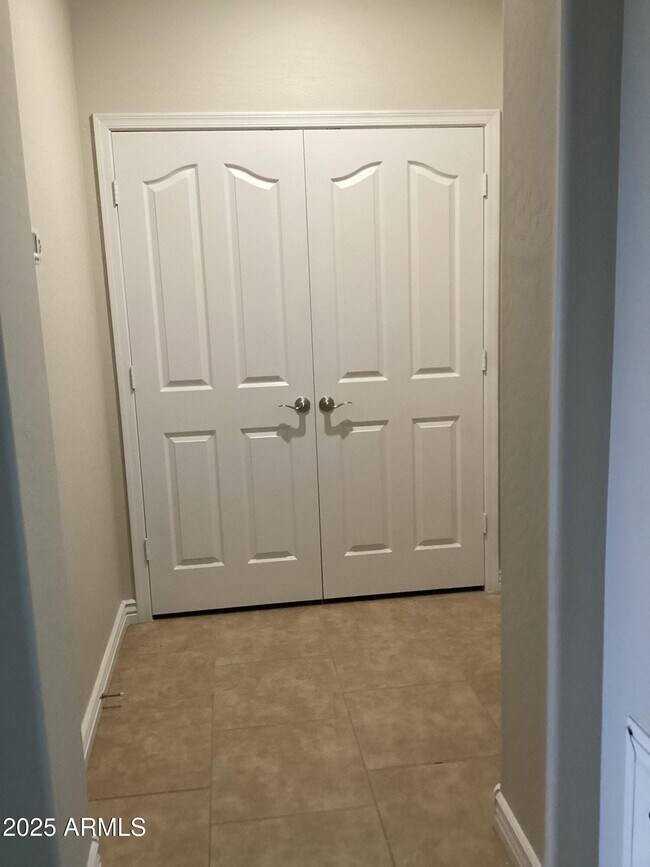 Building Photo - 18696 W Illini St