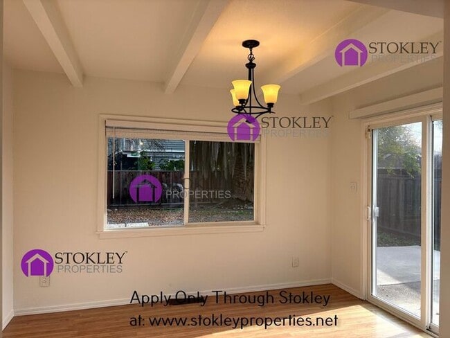 Building Photo - 2838 Loma Vista Ave