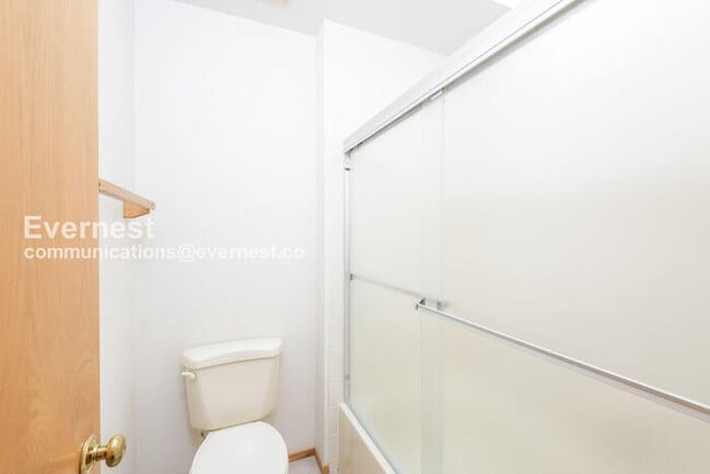 Building Photo - 3535 Spring Creek Pl