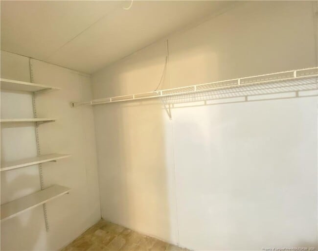 Building Photo - 43 Englewood Cir