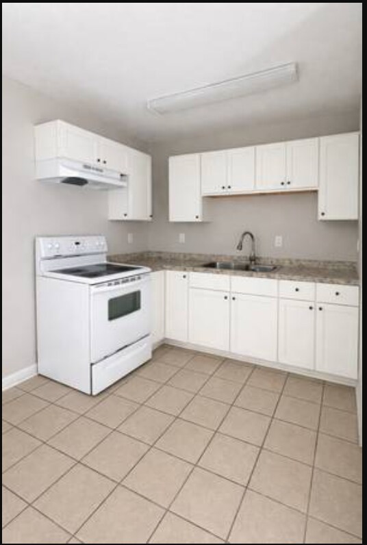 Building Photo - 1000 Transmitter Rd