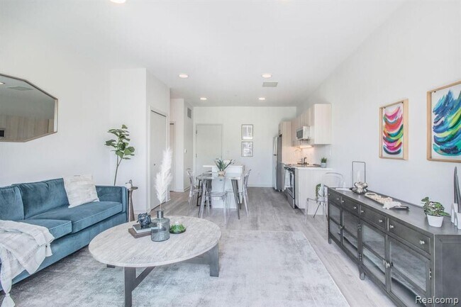 Building Photo - 7410 Kercheval Ave