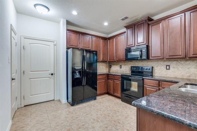 Building Photo - 3000 Peyton Brook Dr