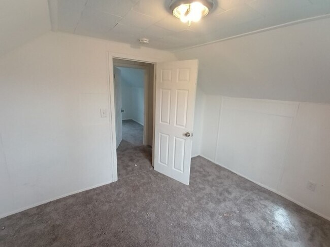 Building Photo - 4080 Isabelle St
