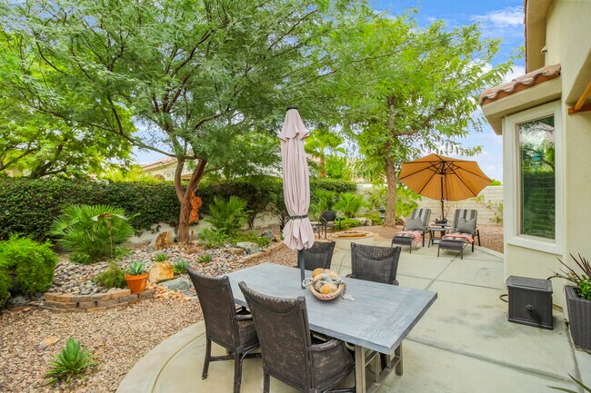 Building Photo - 41538 Corte Jalisco