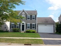 Building Photo - 2758 Liberty Lakes Blvd