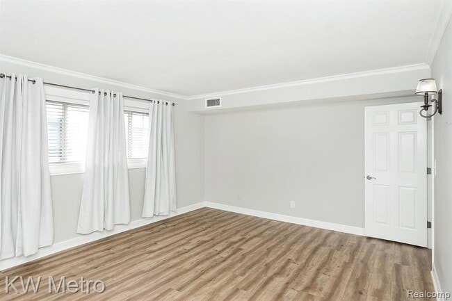 Building Photo - 2377 Walton Blvd.
