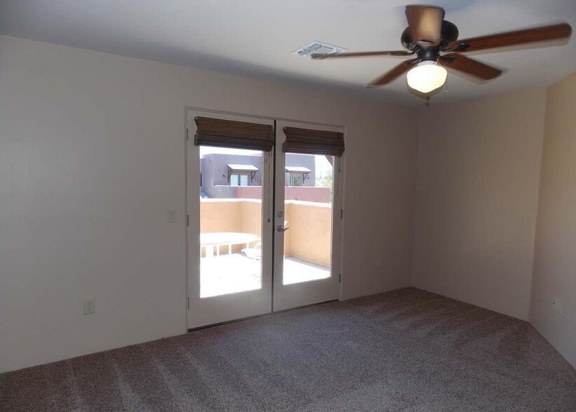 Master Bedroom - 3135 N Olsen Ave