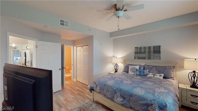 Building Photo - 15433 Bellamar Cir