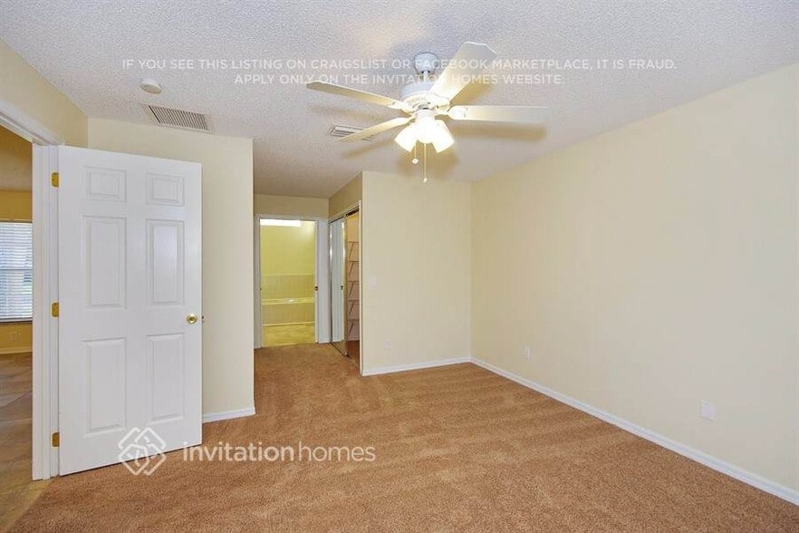 Building Photo - 20407 Melville St