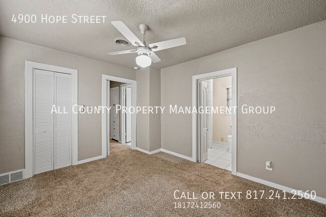 Building Photo - 4900 Hope St