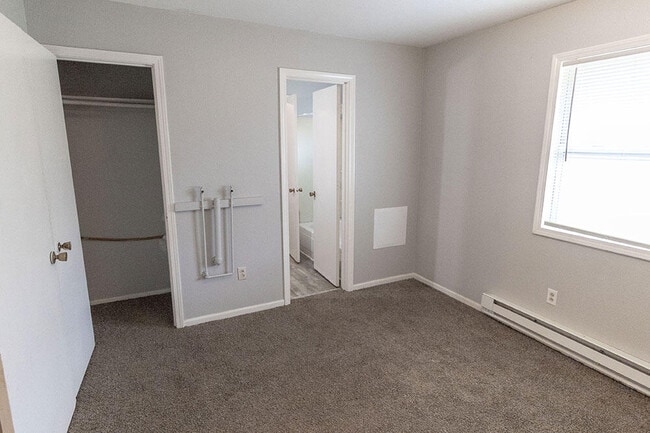 Building Photo - 1431 N Dawn Dr