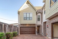 Building Photo - 4001 Dallas St