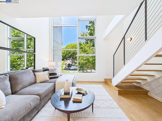 Building Photo - 485 W MacArthur Blvd