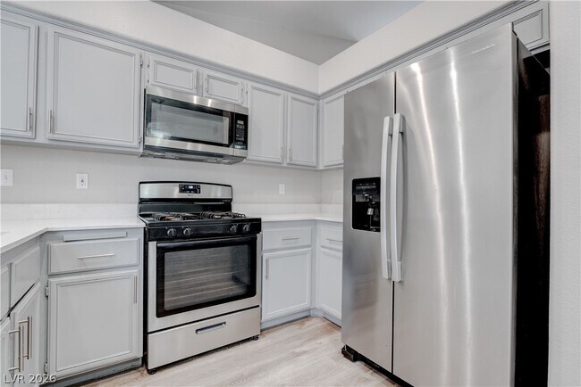 Building Photo - 1613 Cathedral Peak Ct