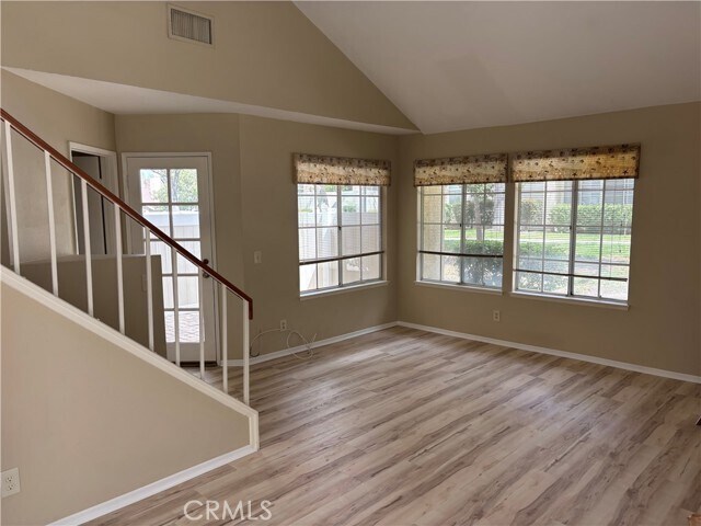 Building Photo - 26371 Moorsview