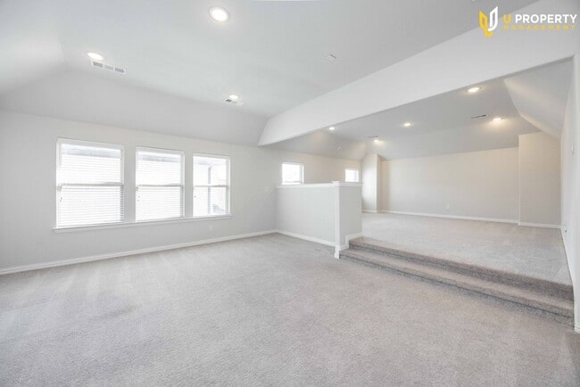 Building Photo - What's special