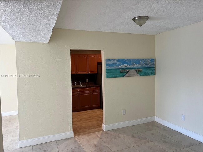 Building Photo - 4848 NW 24th Ct