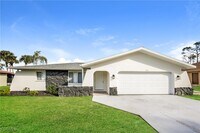 Building Photo - 1318 Arrow St