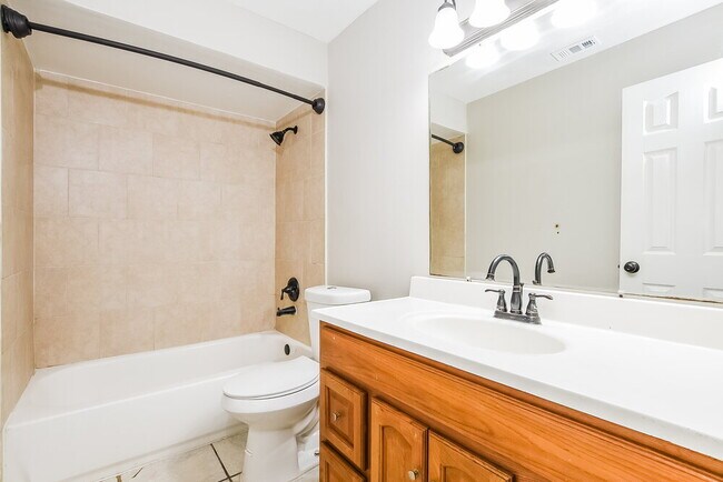 Building Photo - 1264 Rising Sun Blvd