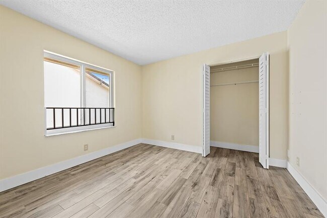 Building Photo - 2983 NW 92nd Ave