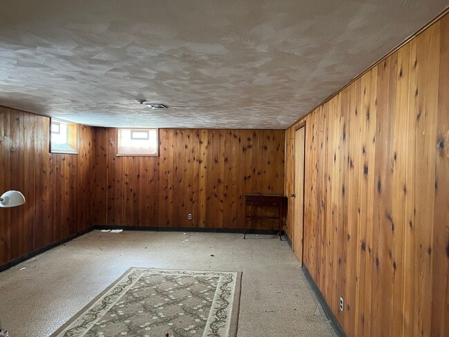 Building Photo - 26202 Lakeshore Blvd