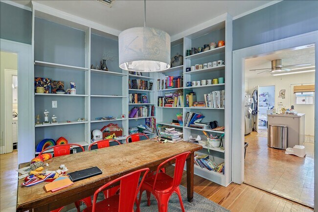 Building Photo - 3 bed 2 bath Home in Historic Belhaven