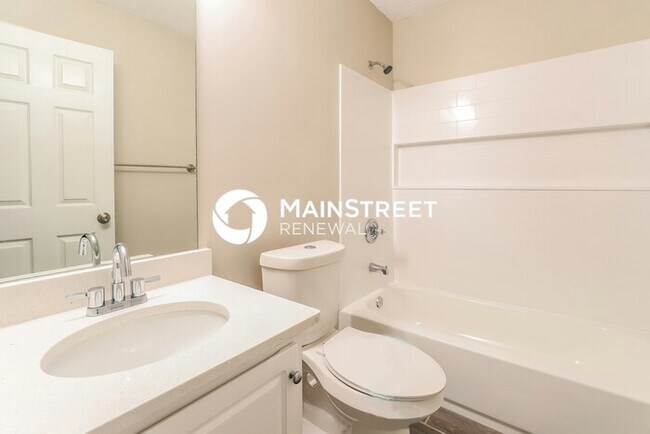 Building Photo - 3 Bedroom Pet-Friendly Home in Gainesville, GA with Main Street Renewal