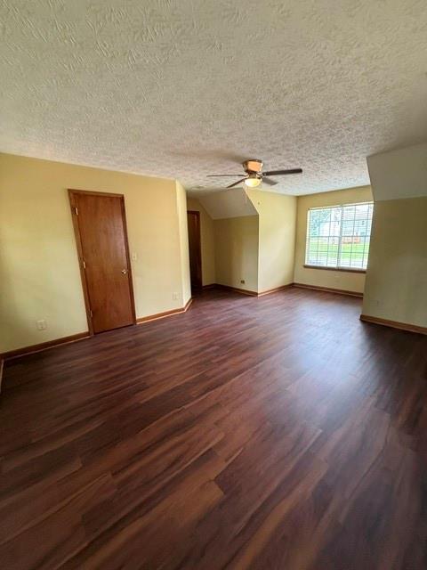 Building Photo - 8351 Post Oak Ct