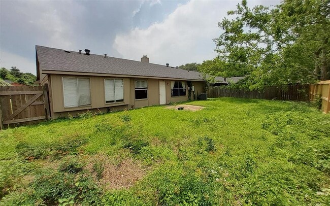 Building Photo - 8354 S Meadow Bird Cir