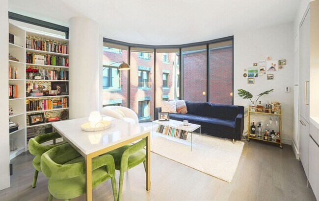Primary Photo - 55 Lagrange St