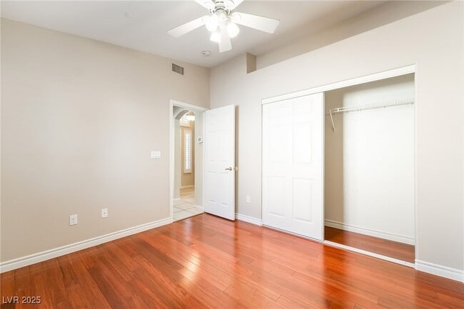 Building Photo - 1385 Dragon Rock Dr