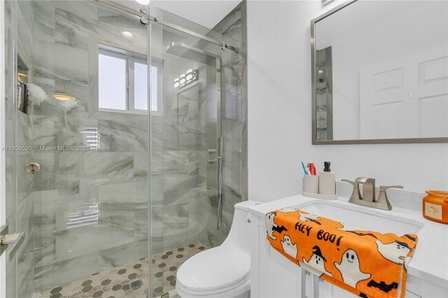 Building Photo - 3145 W 71st Pl