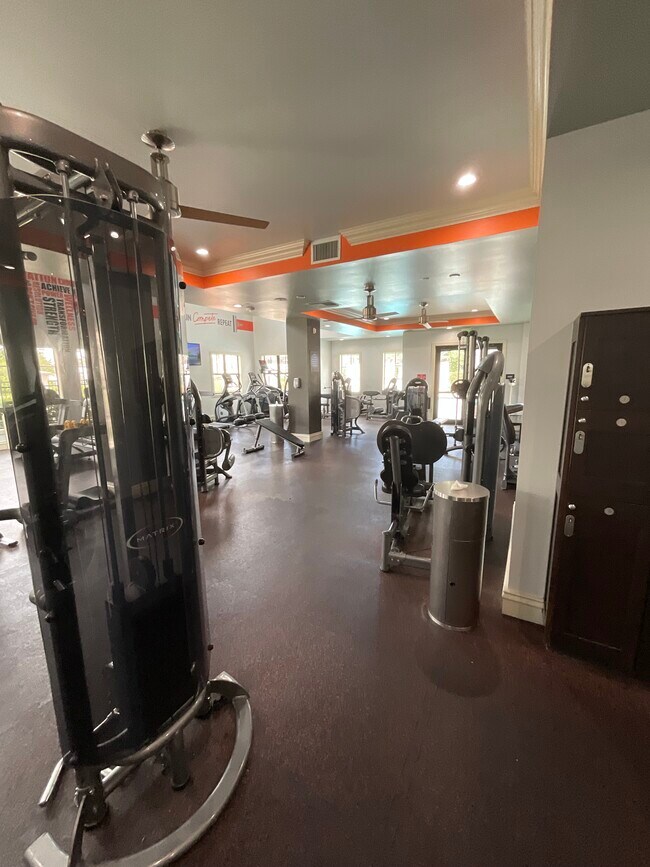 Building Photo - 10925 NW 47th Ln