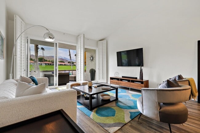 Building Photo - 27 Cll Encinitas