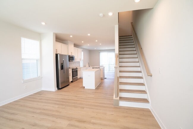 Building Photo - 3201 Coquina Ln