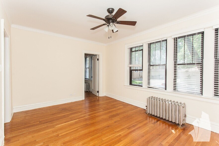 Building Photo - 2177 W Giddings St