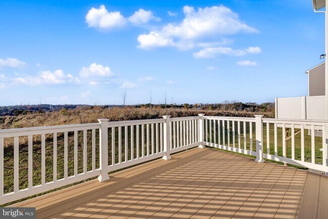 Building Photo - 1106 Overlook Wy