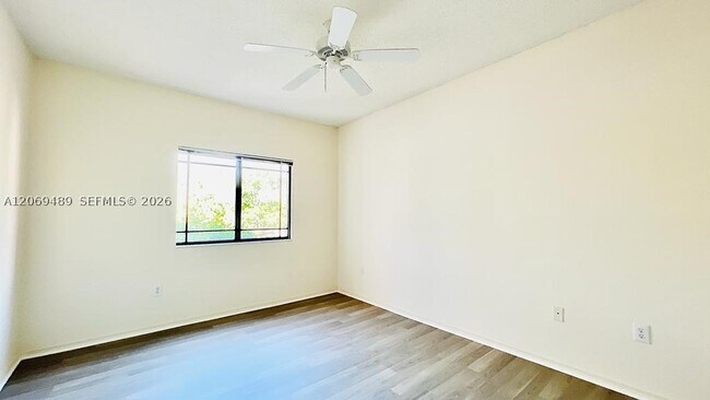 Building Photo - 2807 Veronia Dr