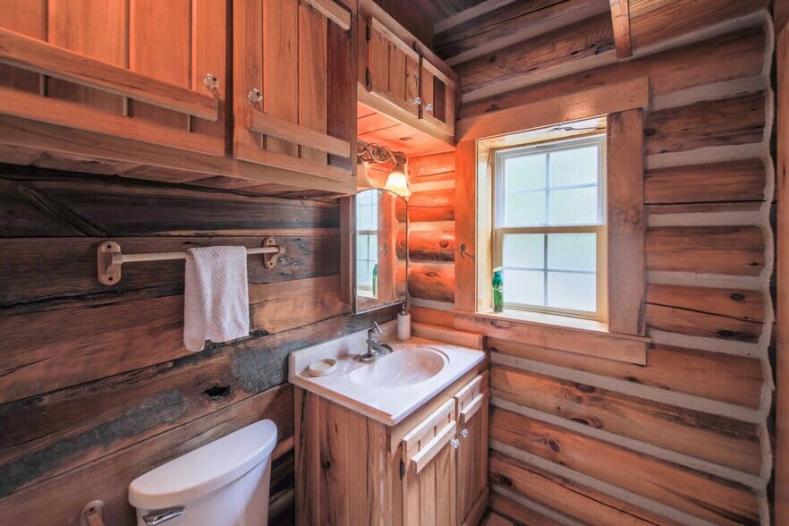 Building Photo - 259 Black Bear Dr
