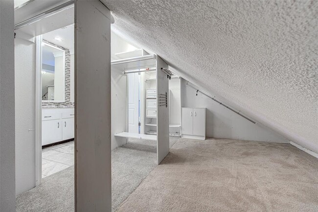 Building Photo - 177 World of Tennis Sq